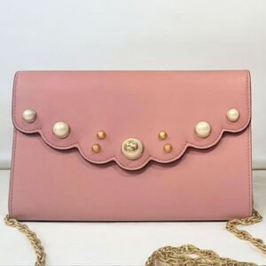 Gucci Calfskin Peony Pearl Clutch with Chain Like New